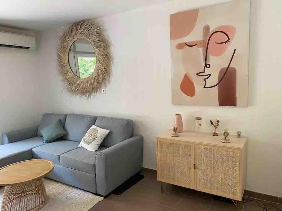 Tres Bel Appartement Contemporain Et Calme Fréjus 外观 照片