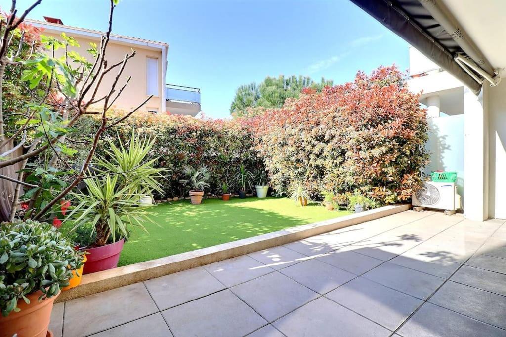 Tres Bel Appartement Contemporain Et Calme Fréjus 外观 照片