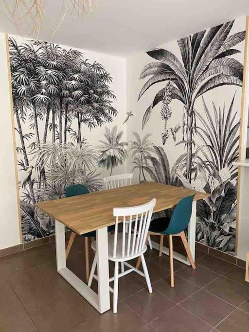 Tres Bel Appartement Contemporain Et Calme Fréjus 外观 照片