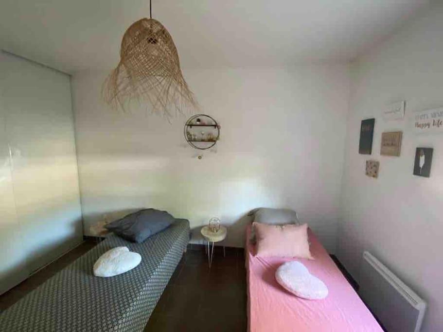 Tres Bel Appartement Contemporain Et Calme Fréjus 外观 照片